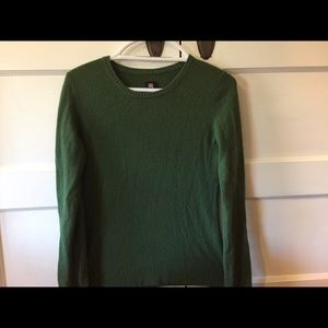 Victorinox 100% cashmere sweater
