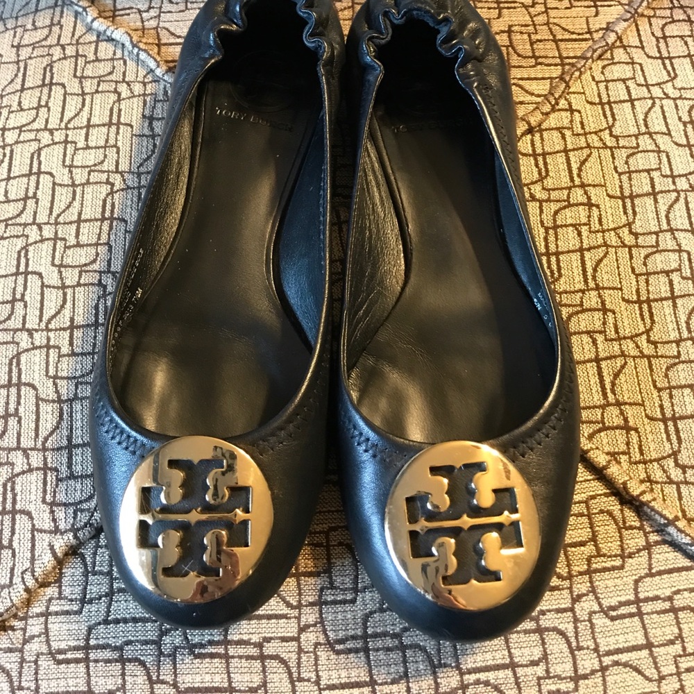 Tory Burch reva black gold 7 1/2