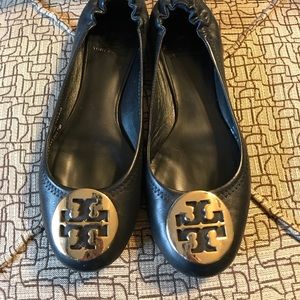 Tory Burch reva black gold 7 1/2