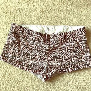 Patterned shorts