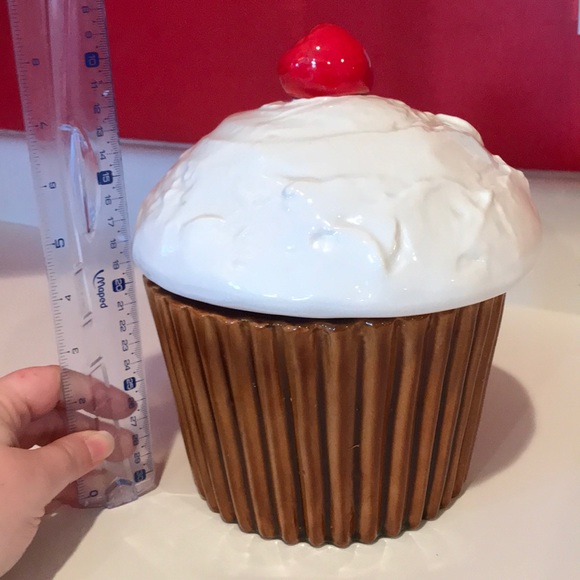 Other Vintage Cupcake Shaped Cookie Jar Poshmark