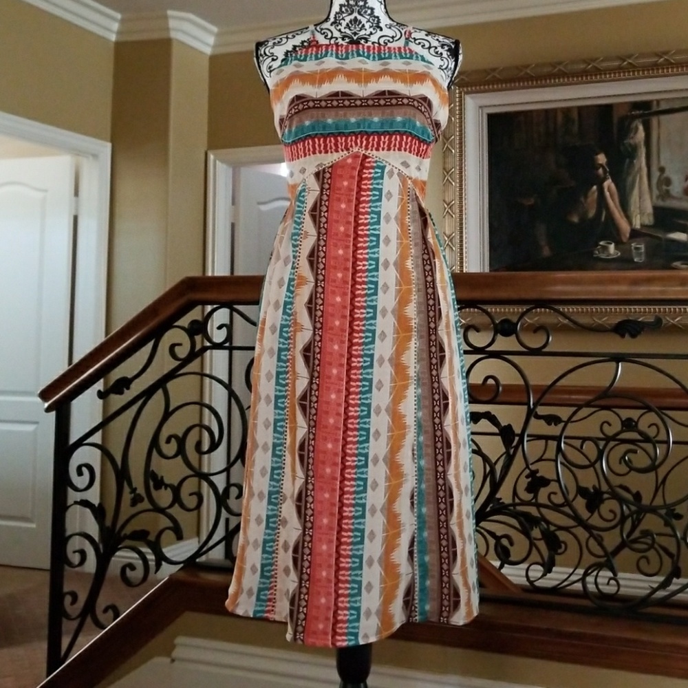 💛 ONE MED LEFT 💛AZTEC DEDIGNED MIDI DRESS 💛 - Picture 1 of 7