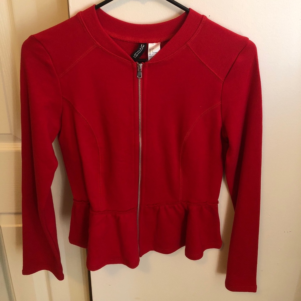 Zip up cardigan with ruffled bottom