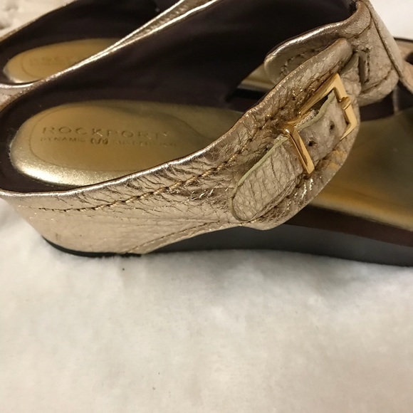 Size 9 ROCKPORT slides - Picture 2 of 4