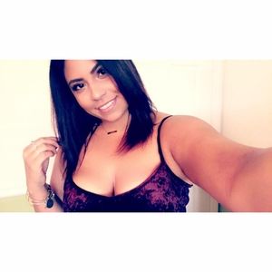 Meet your Posher, Malena