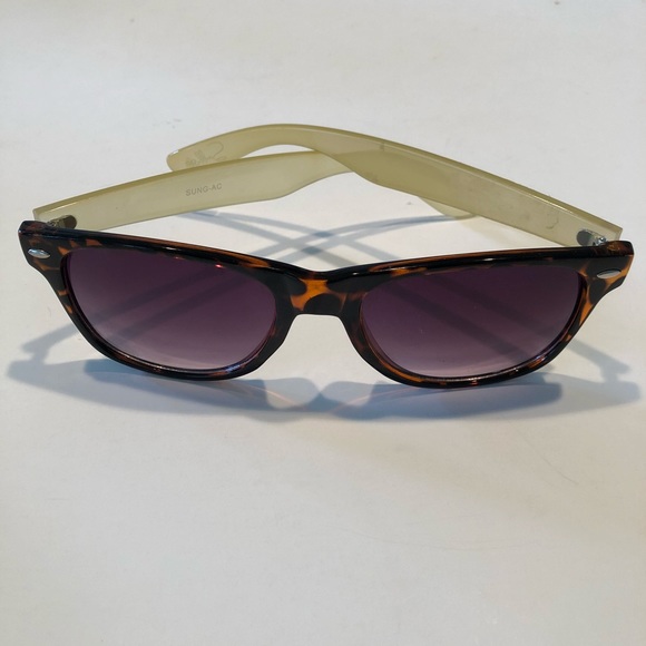 Sunlily Accessories - Sunlily Sunglasses