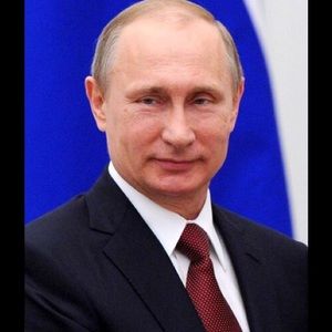 Meet your Posher, Avery