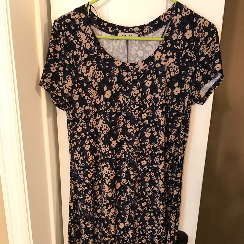 Cute, super soft and comfy maternity dress