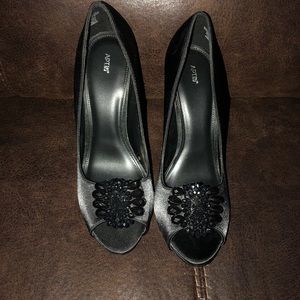 APT. 9 heels. Worn once. Size 9.5