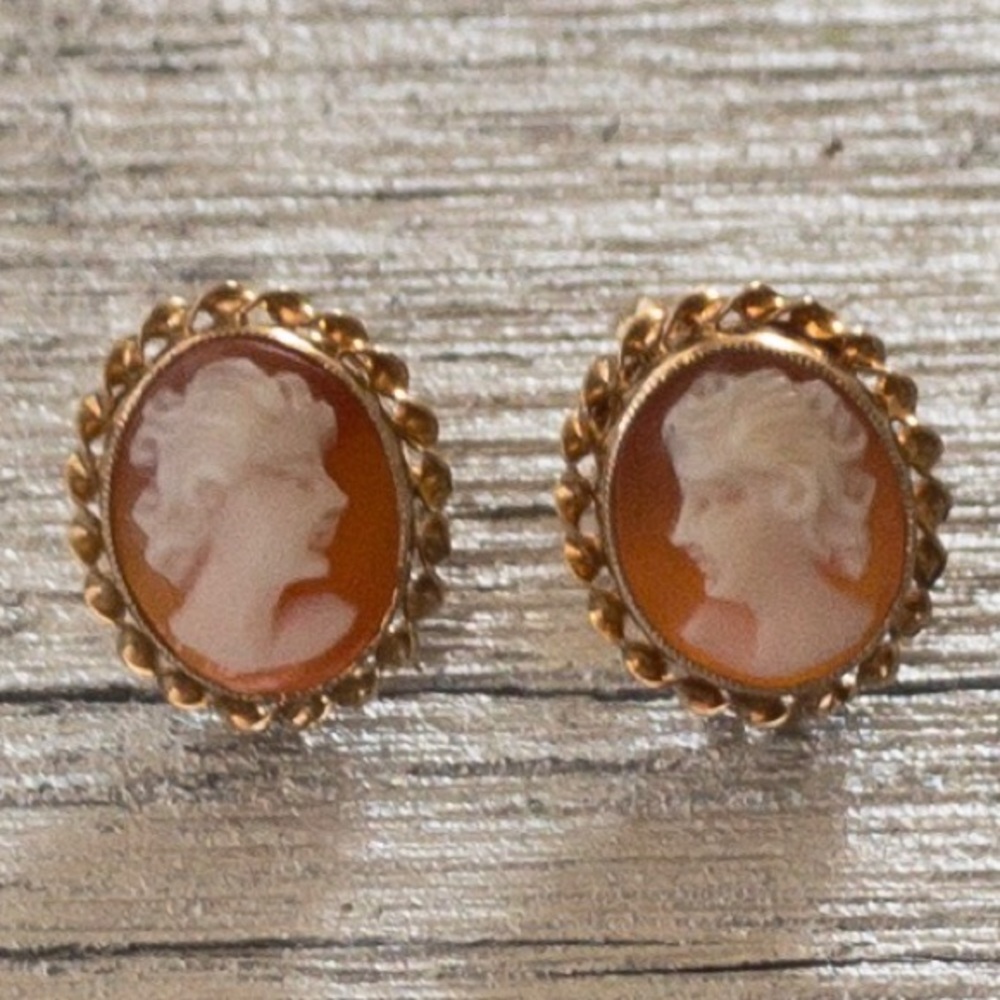 14k Cameo Earrings