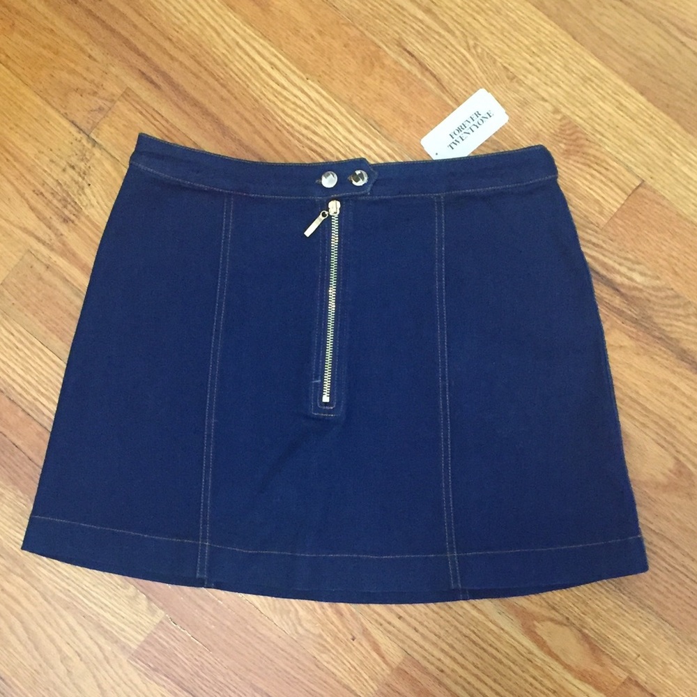 NWT Forever 21 Stretch Denim Mini Skirt