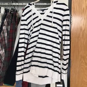 Tommy Hilfiger sweater