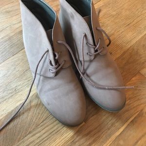 Michael Antonio booties size 8