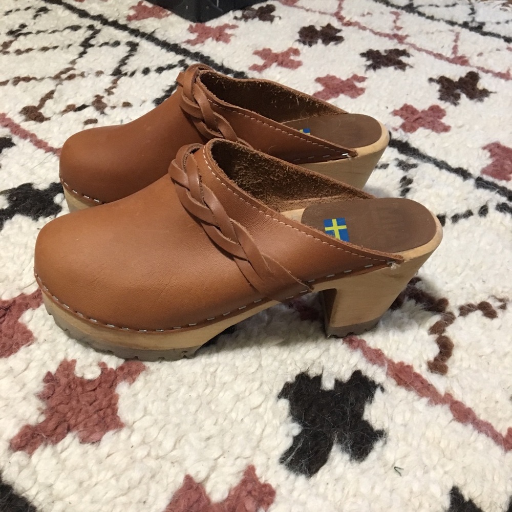 MIA Brown Leather Clog Mules with Wooden Heel, 36