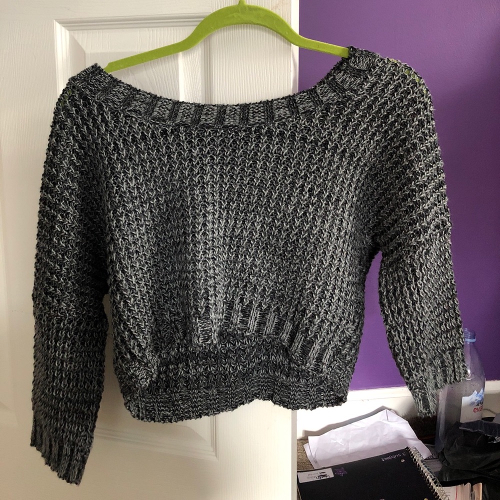 Cropped sweater