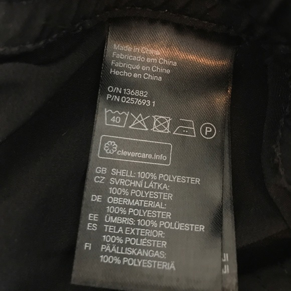 Black H&M shorts - Picture 4 of 4