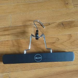 Bellami hanger