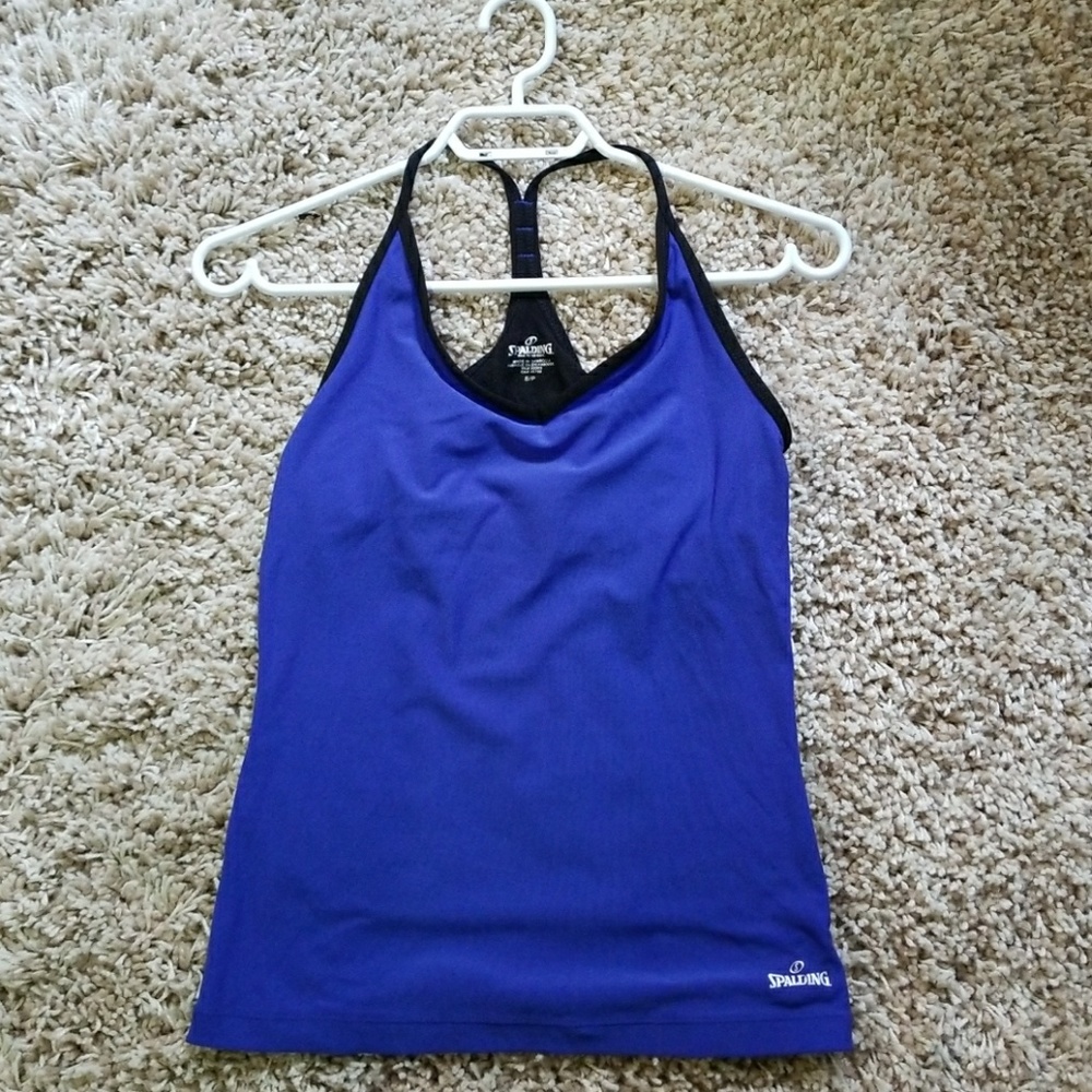 Workout tank with built-in bra