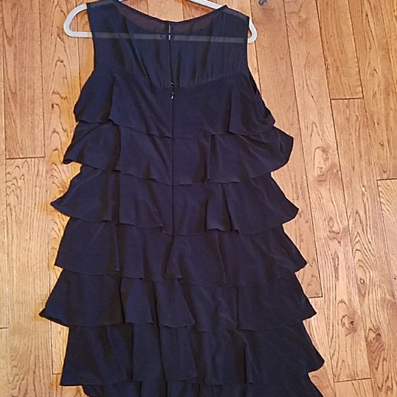 Sleevles black ruffle dress - Picture 2 of 3