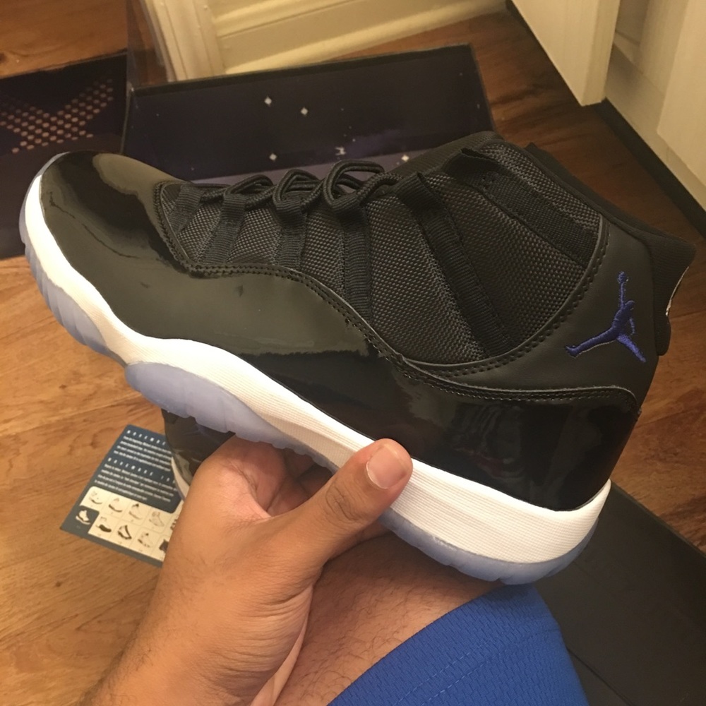 Retro 11 Space Jam