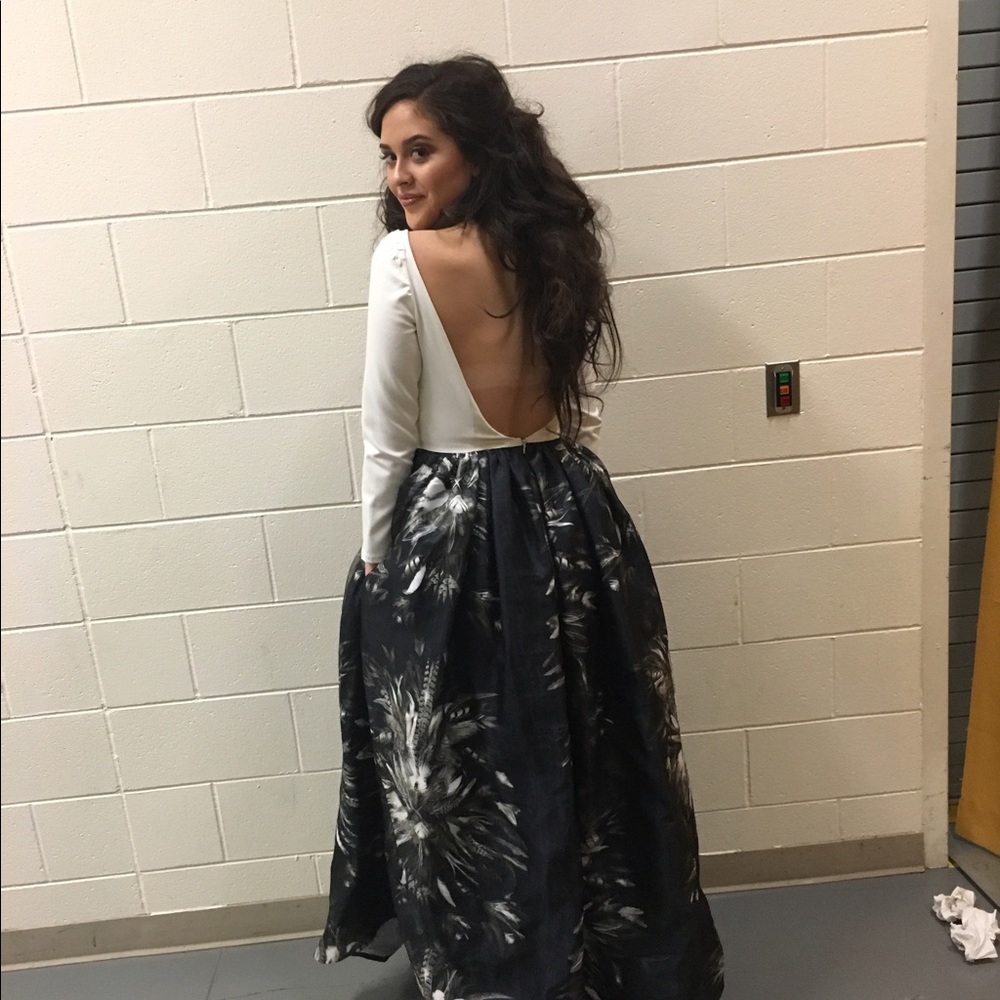 Meet your Posher, Julia