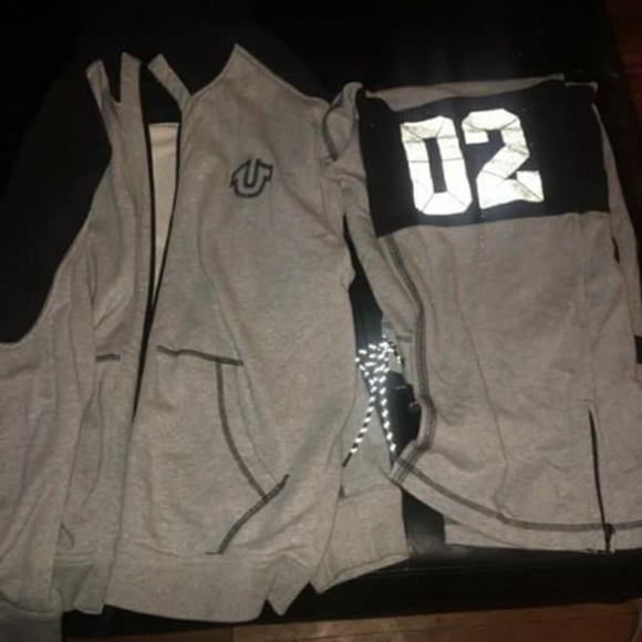 True Religion & Uggs - Picture 3 of 7