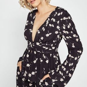 BCBGeneration Bell-Sleeve Cumberland Top