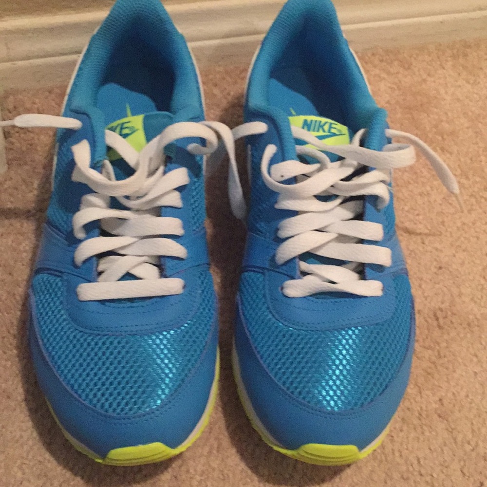 Nike shoes