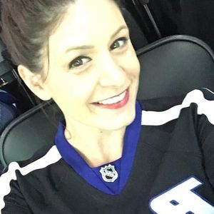 Meet your Posher, Angela