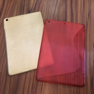 2 Flexible iPad AirCases