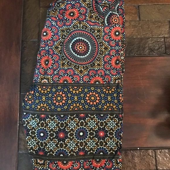 LuLaRoe Other - LuLaRoe OS leggings VGUC