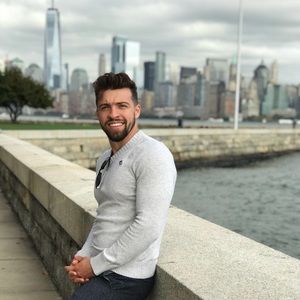 Meet your Posher, Henrique