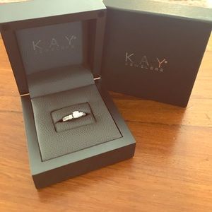 Diamond ring