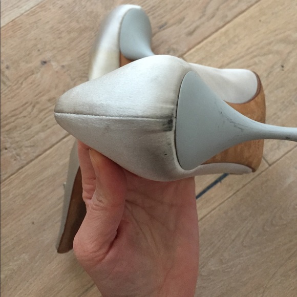 Vera Wang heels, size 6 - Picture 2 of 3