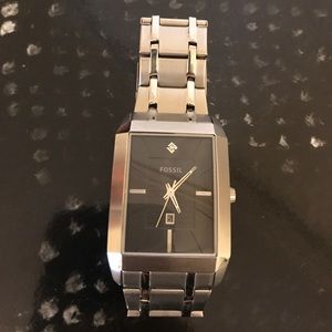 Men’s silver fossil watch