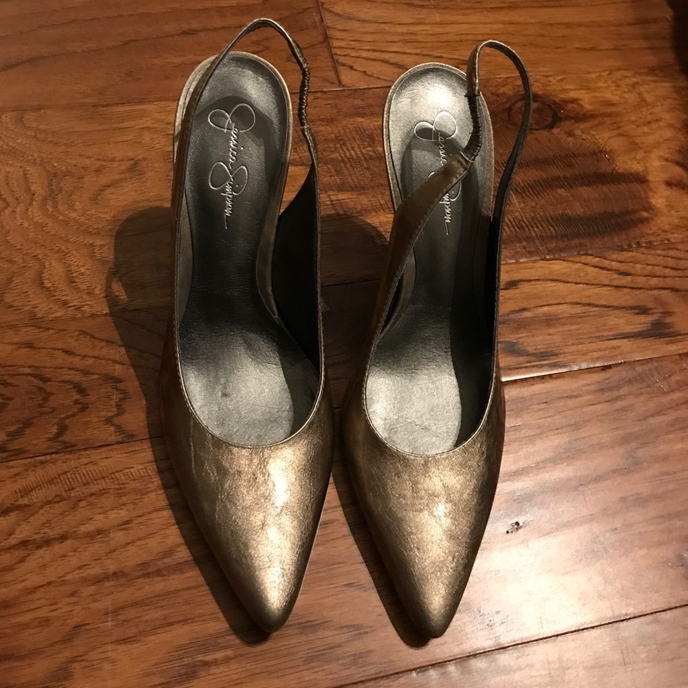 Jessica Simpson Bertha Bubby Metallic pumps 10