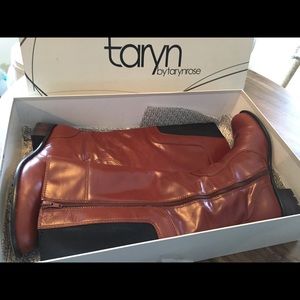 Gorgeous walnut leather riding boots!