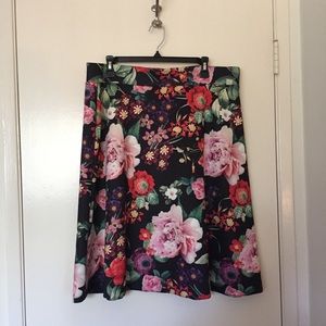 New York & Company - Black Floral Skirt - XL