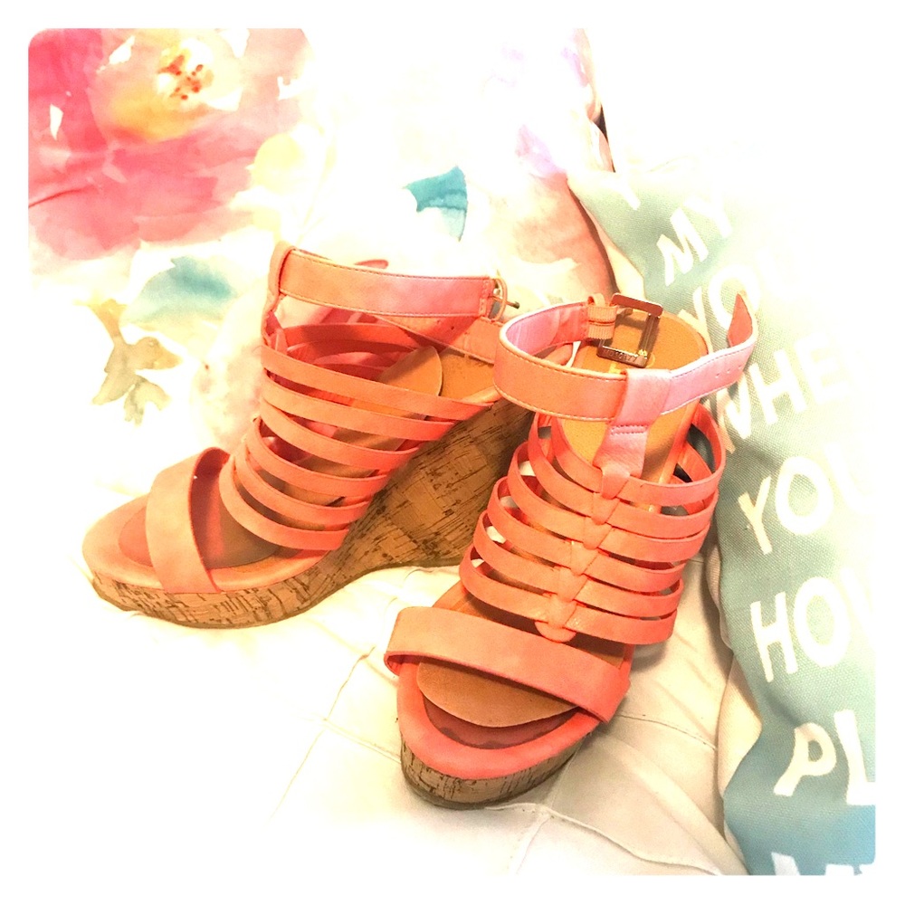 BF Betani wedges