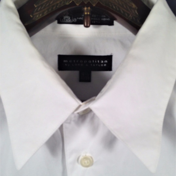 *SOLD*Lord and Taylor Large White Shirt - Picture 2 of 7
