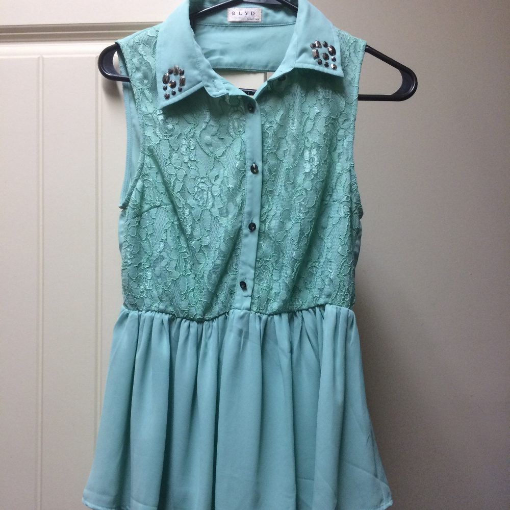 BLVD High Low Turqoise Top, Never worn
