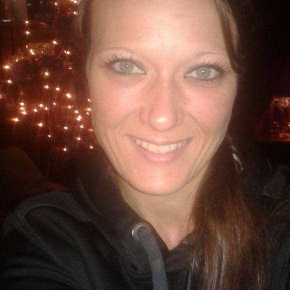 Meet your Posher, Kristen - Picture 1 of 1