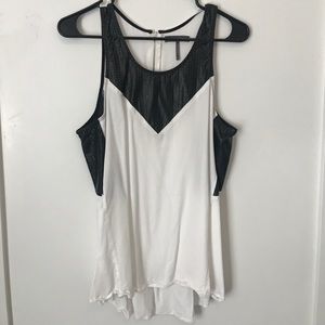 Kendall & Kylie tank top