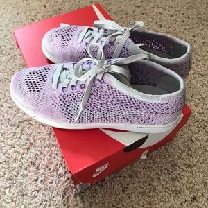 nike tennis classic ultra flyknit