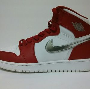 Nike Air Jordan 1 Retro High Sneakers
