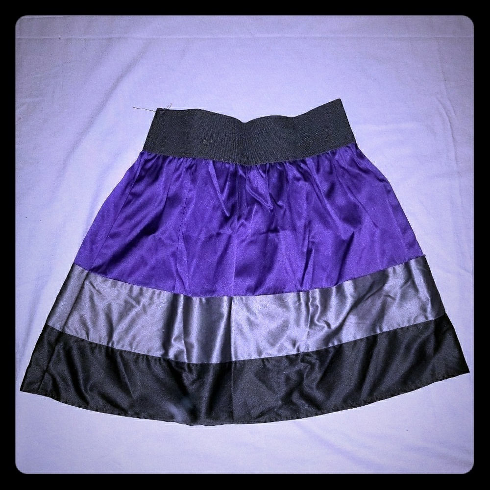 Multi color skirt [SZ-Small]