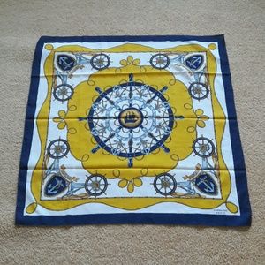 Vintage Leonardo scarf USED but in good condition