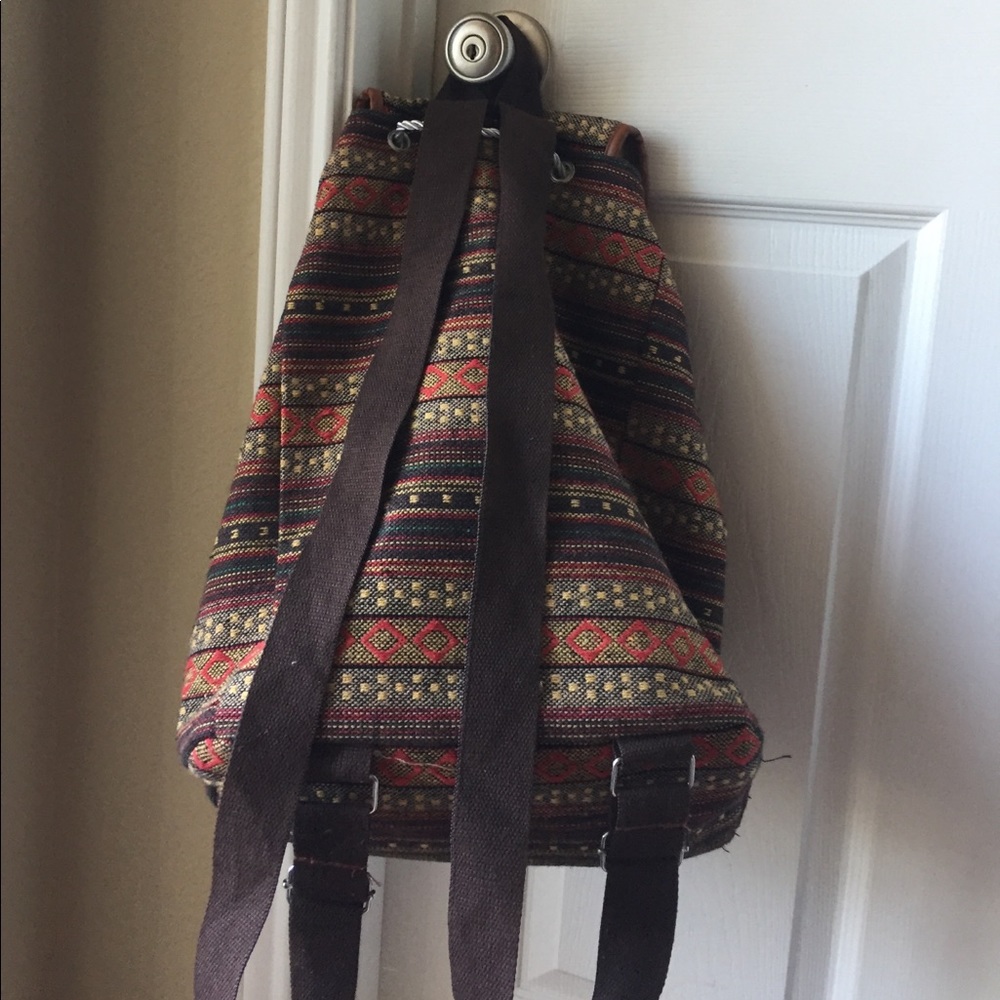 Patterned backpack - Picture 2 of 2