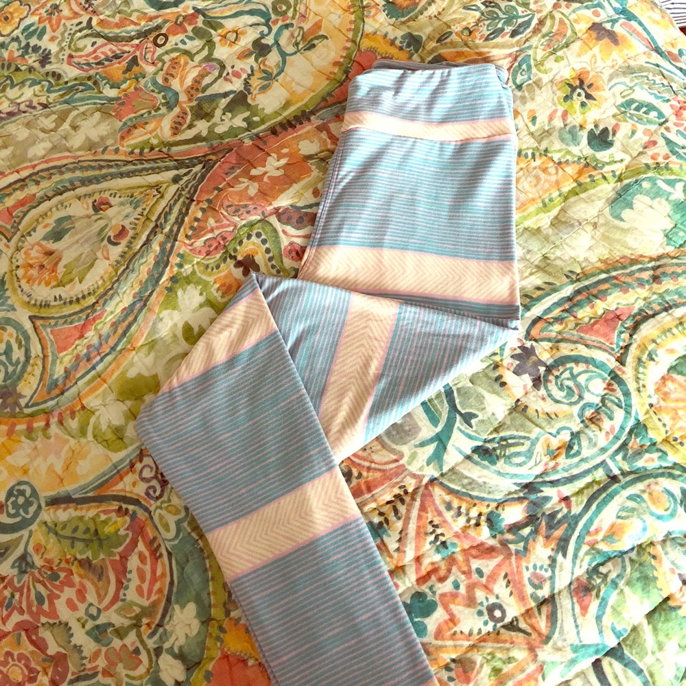 LuLaRoe OS Leggings