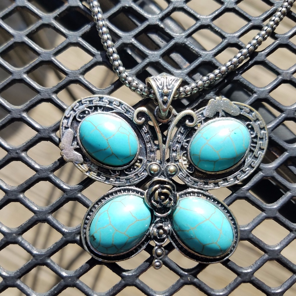 Butterfly pendant & rope necklace turquoise stones